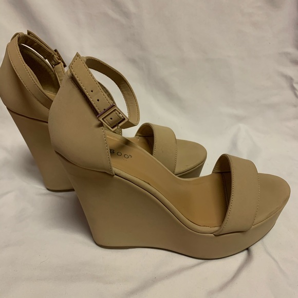 Nude Platform Wedges - Picture 5 of 7